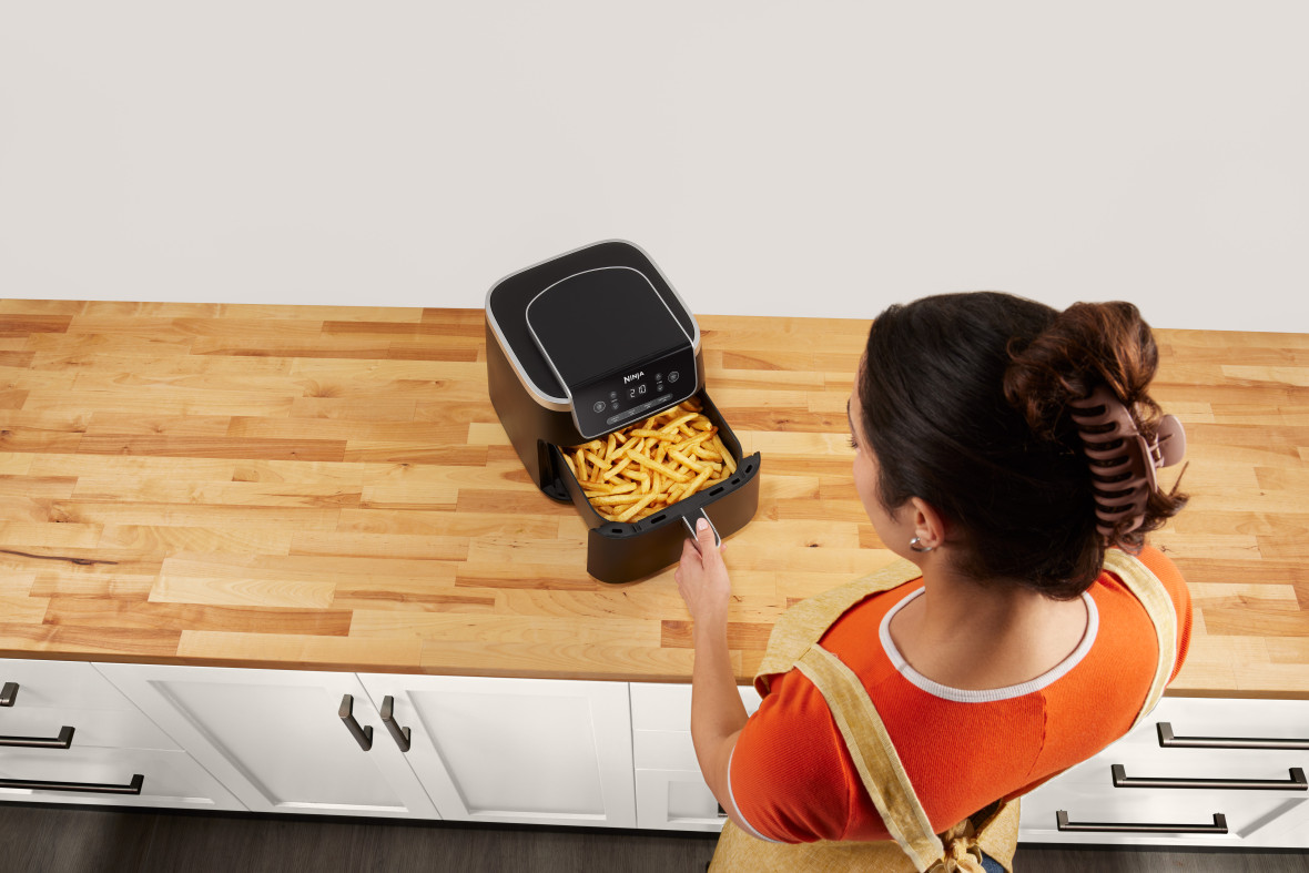 Місткий кошик